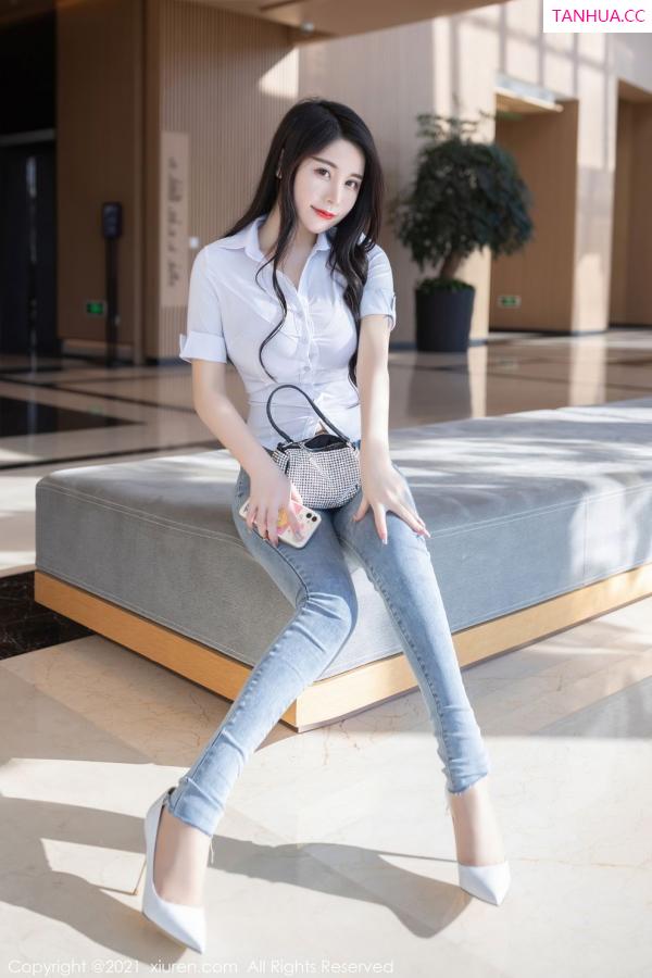 美七Mia  [XiuRen]高清写真图 2021.06.03 VOL.3501 美七Mia第5张图片